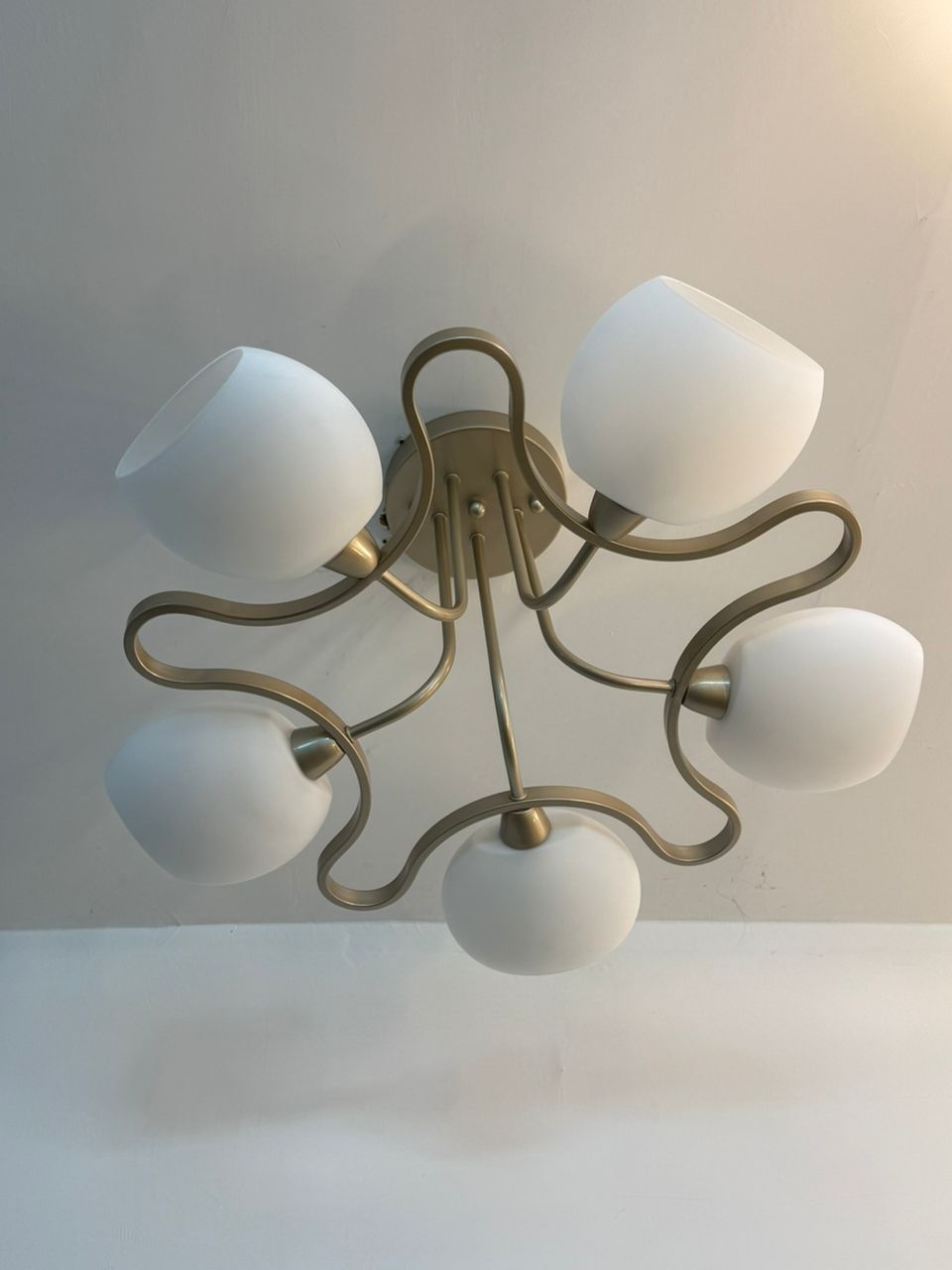 low ceilings glass chandelier/220v chrome pendant light for hotel&home/round glass ceiling light for apartment bedroom