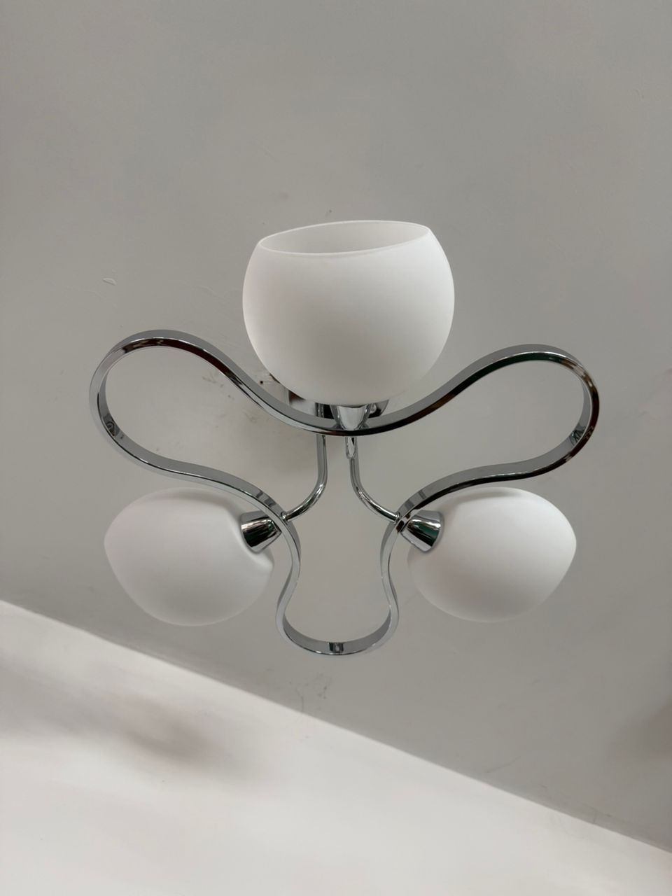 low ceilings glass chandelier/220v chrome pendant light for hotel&home/round glass ceiling light for apartment bedroom